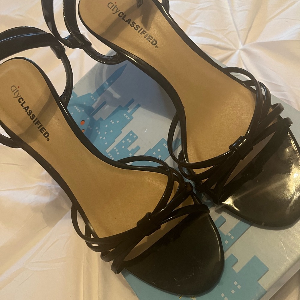 Black Heels size 9